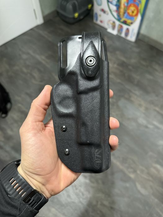 Кобур CZ-75B и холдър за пълнител