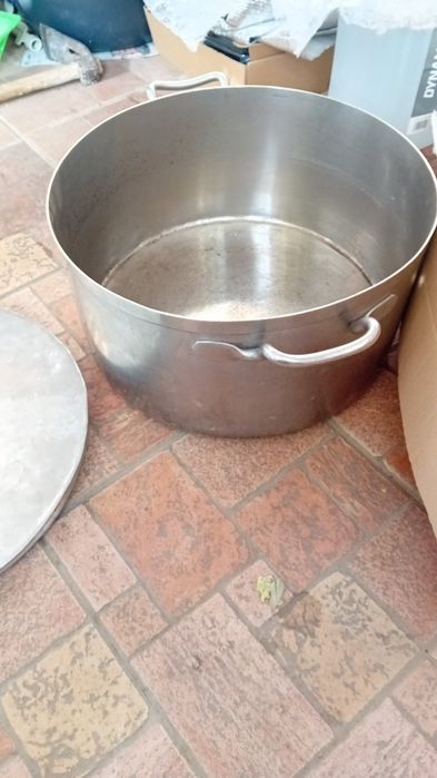 Казан  неръждавейка  от  соца