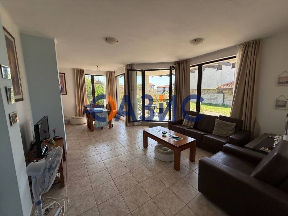 Продава се Къща в с. Кошарица, Област Бургас - 225 кв.м за 689 €/кв.м - Снимка #8