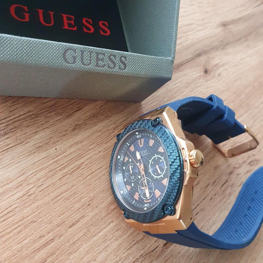 Мъжки часовник Guess