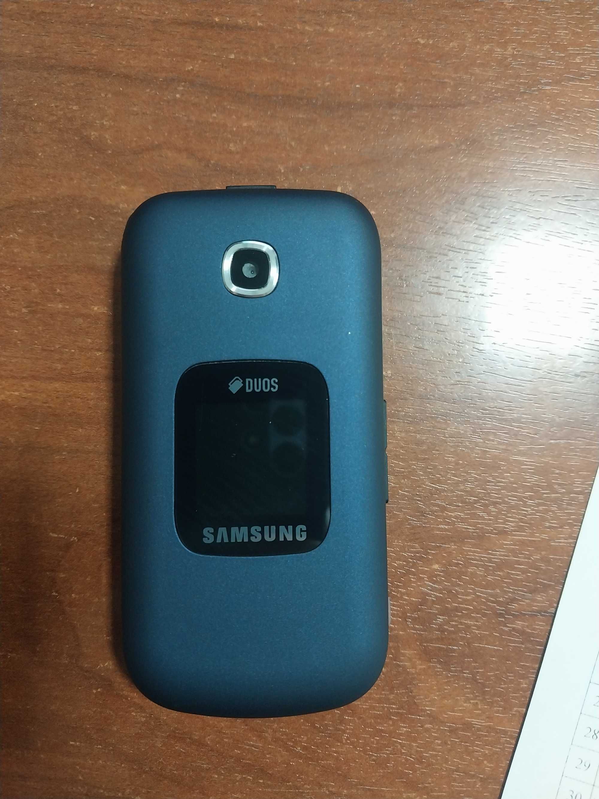 Samsung gusto telefon sotila