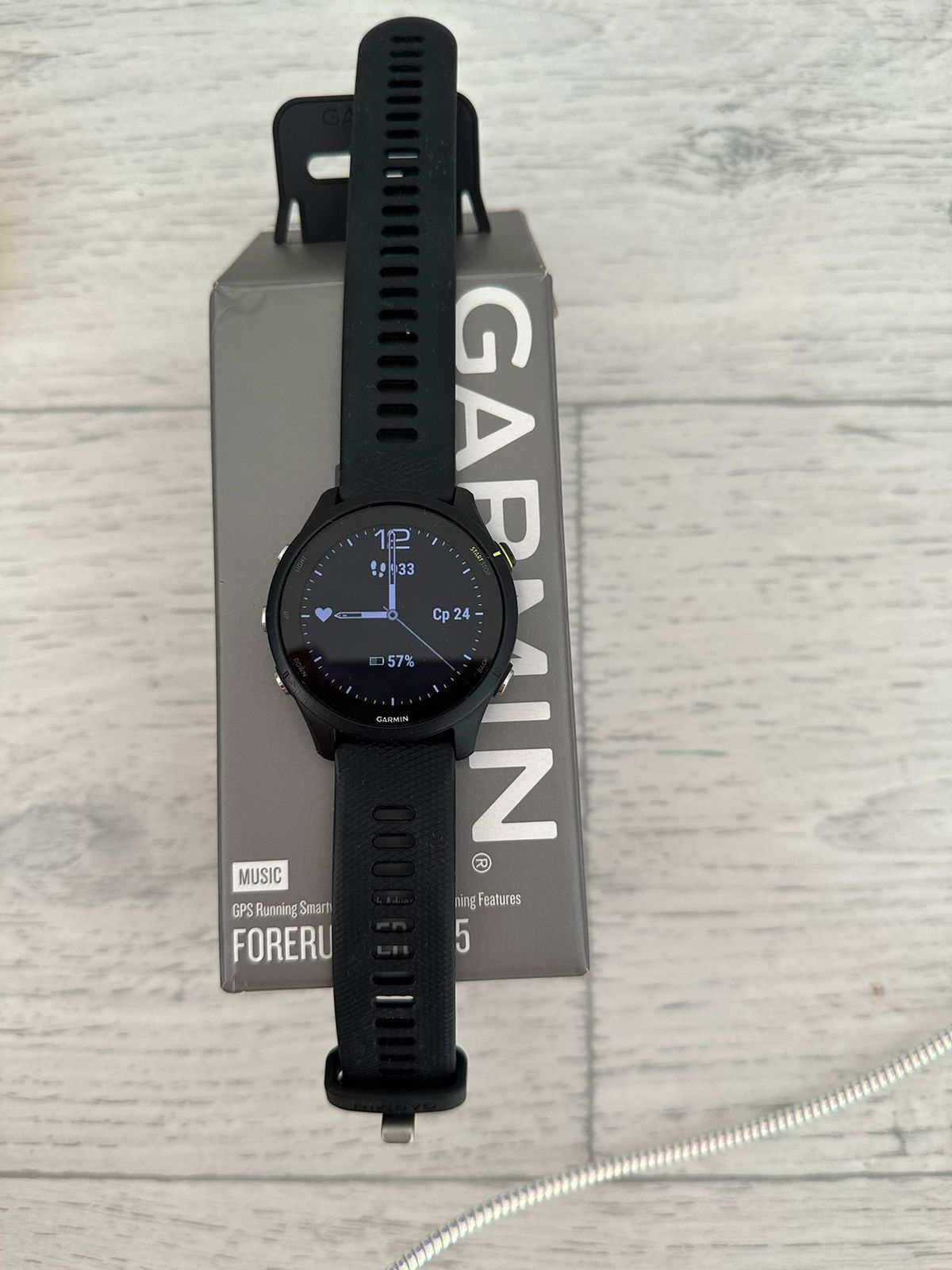 Продам  Смарт-часы Garmin Forerunner 255 Music