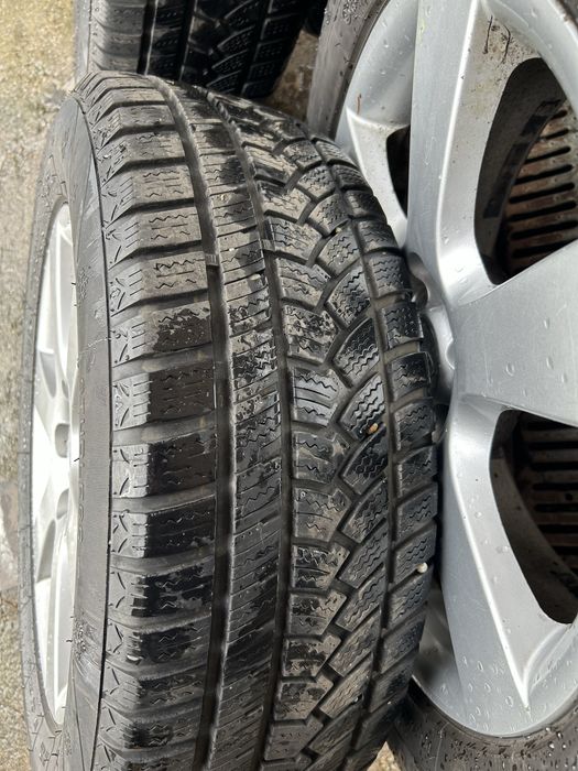 Vând set jante+anvelope 18 Hyundai Santa Fe