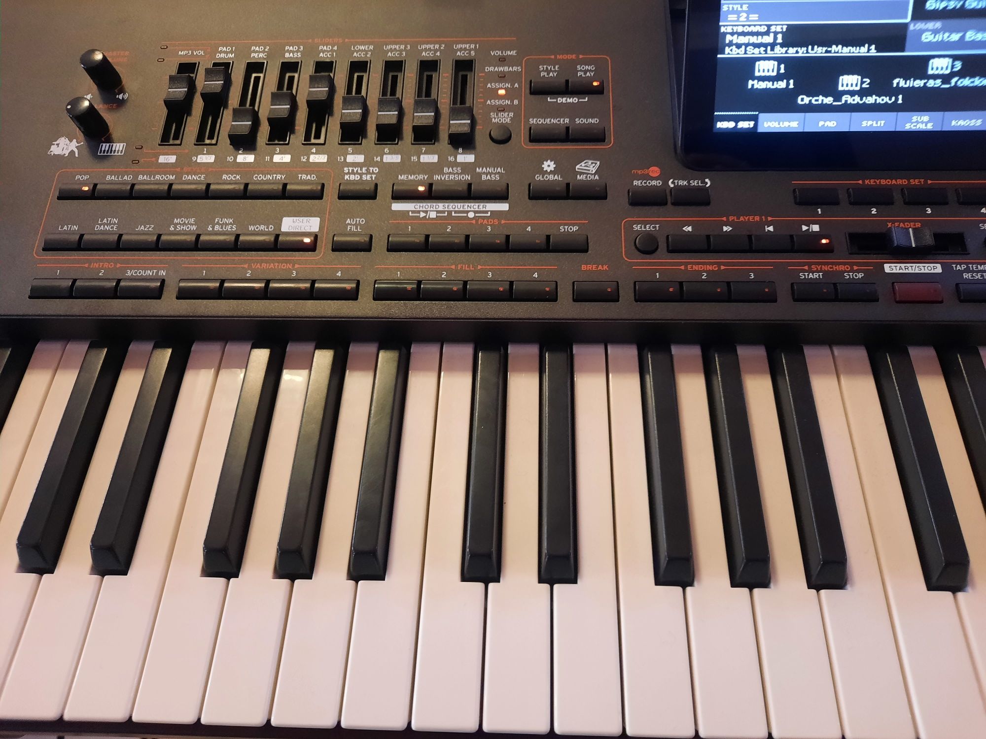 Vând korg pa 4x 76 or schimb cu pa5