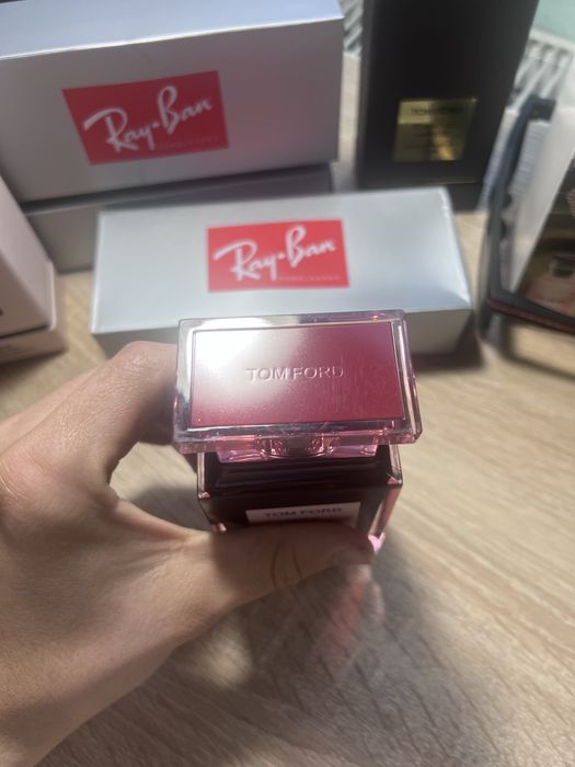 Tom Ford lost cherry