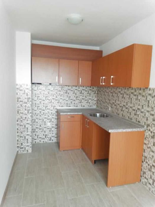 Дава се под наем Двустаен апартамент в Бургас, Меден рудник - зона А - 64 кв.м за 150 € - Снимка #2