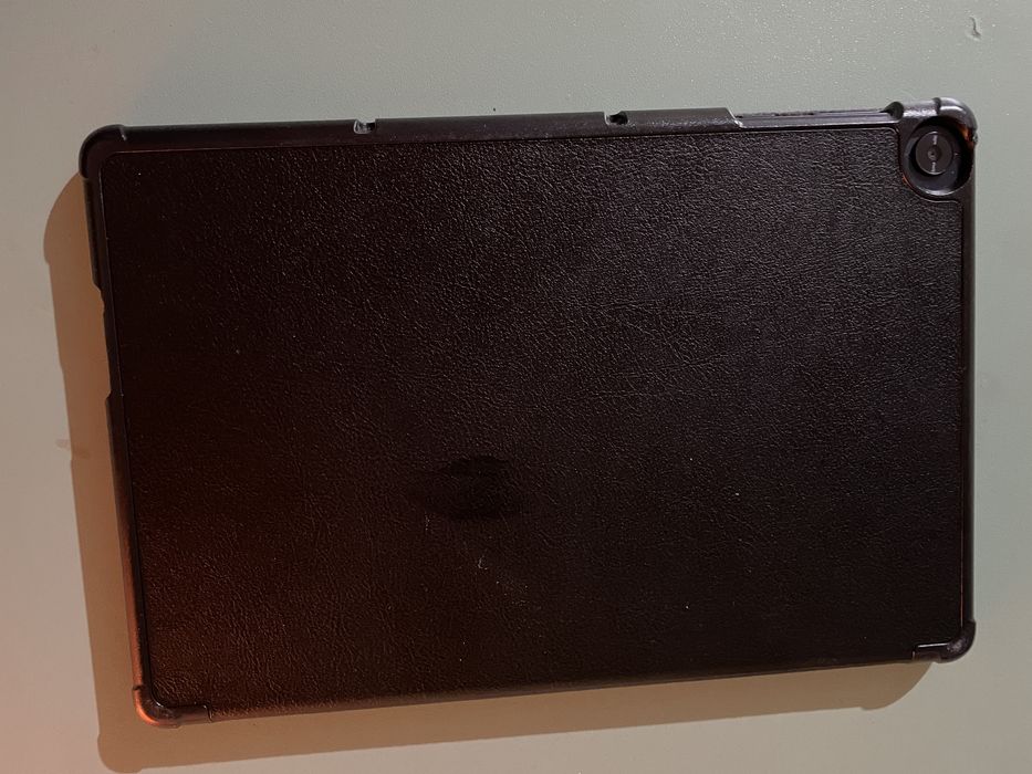 Vând tabletă Huawei MatePad T10s