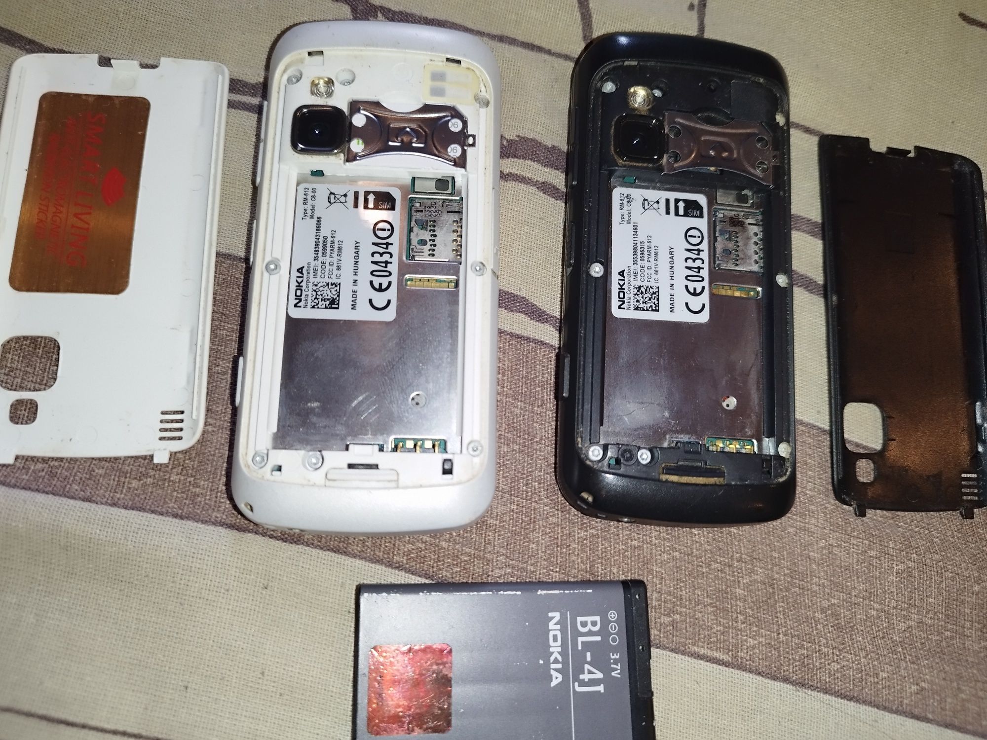 2 броя работещи nokia c6-00