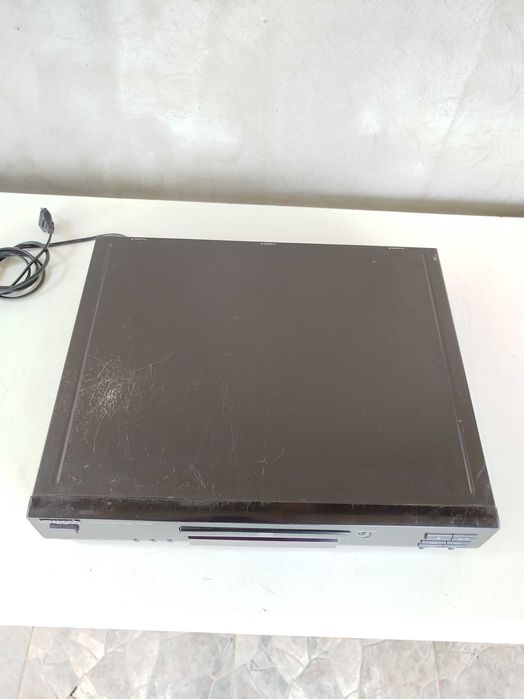 Cd-Player Kenwood model: DPF-1030. Foarte bine intretinut!
