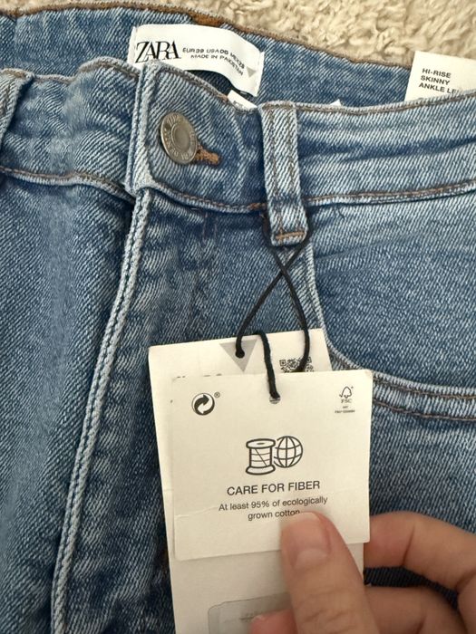 Zara Blugi cu Eticheta