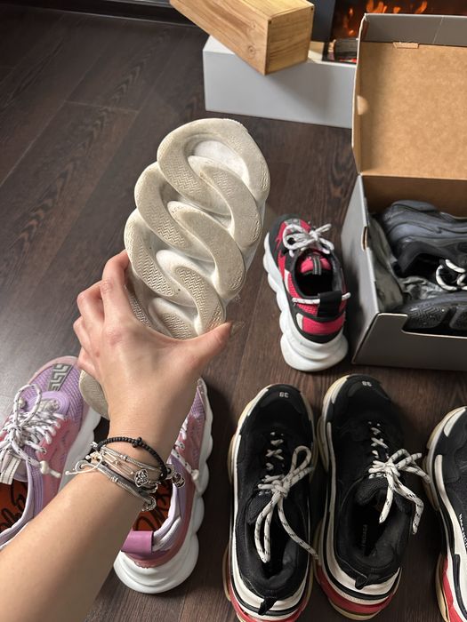 Versace Chain Reaction