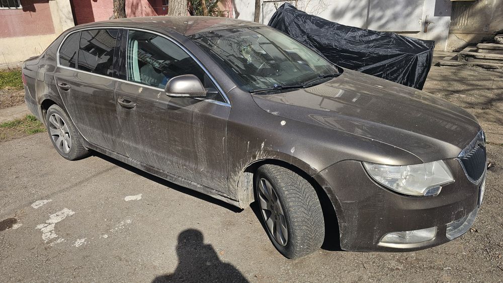 Skoda Superb 2011 2.0 diesel, automata