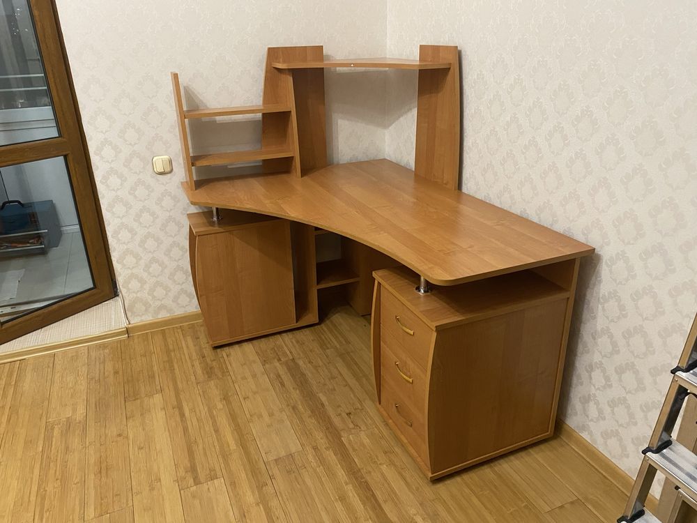 Компьютерный стол бу
