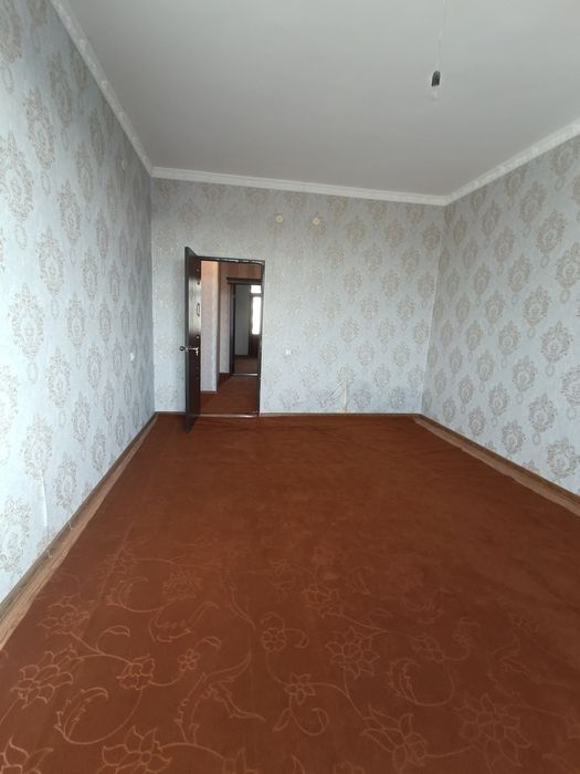 1/4/5 сотилади 47.5м²