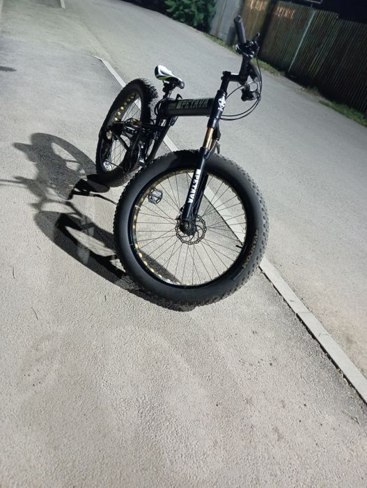 Сатылады 50000 срочно!!!