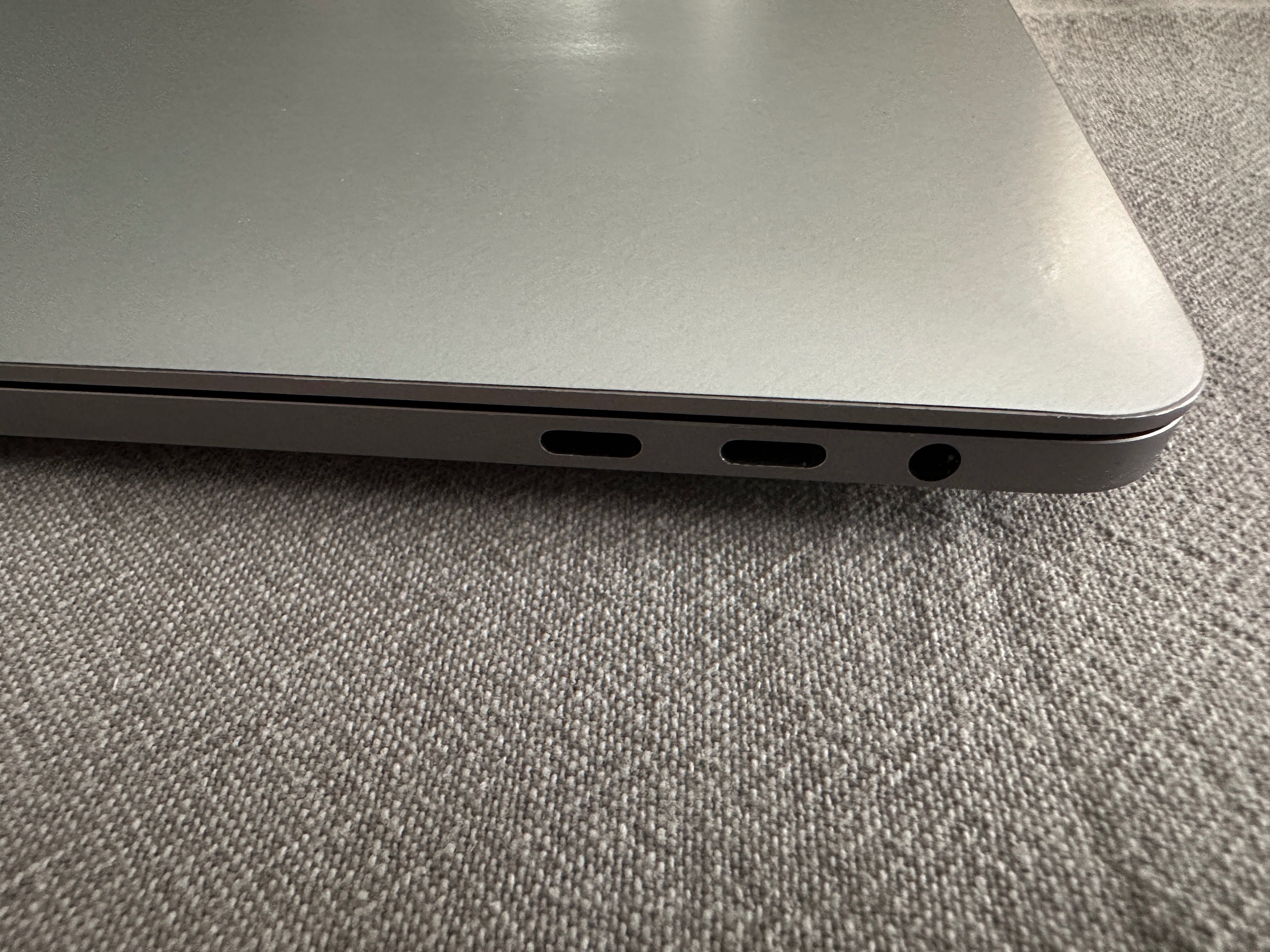 MacBook Pro 13 i7 16GB 1TB 2020