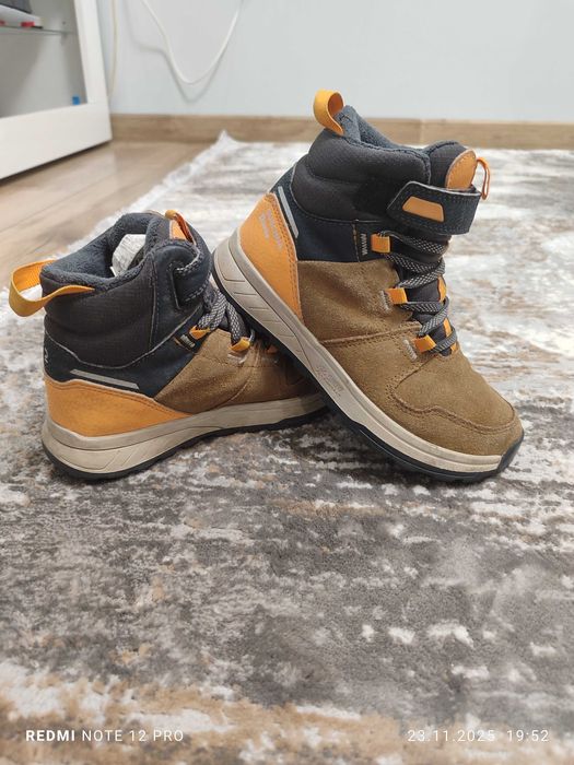 Детски зимни боти