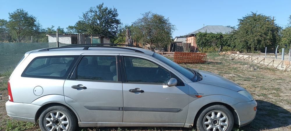 Ford focus 1 1.8 benzină