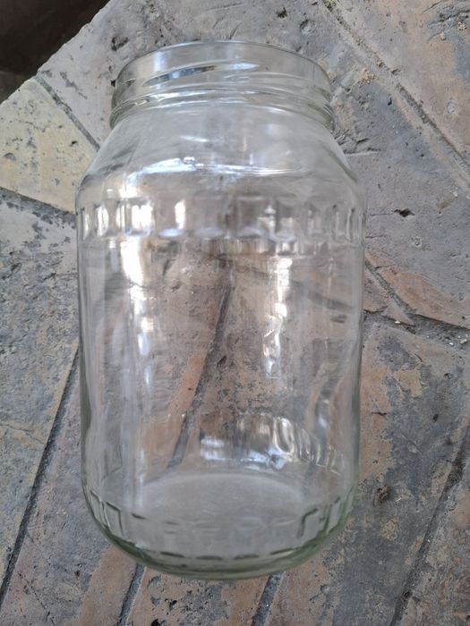 Банка для закруток.