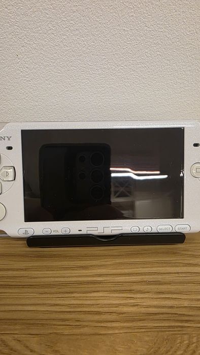 Sony PSP 3000, Modat, 550 de jocuri, consola 9 in 1