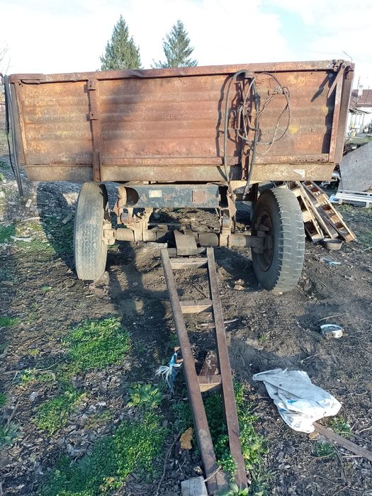 Remorcă de vânzare