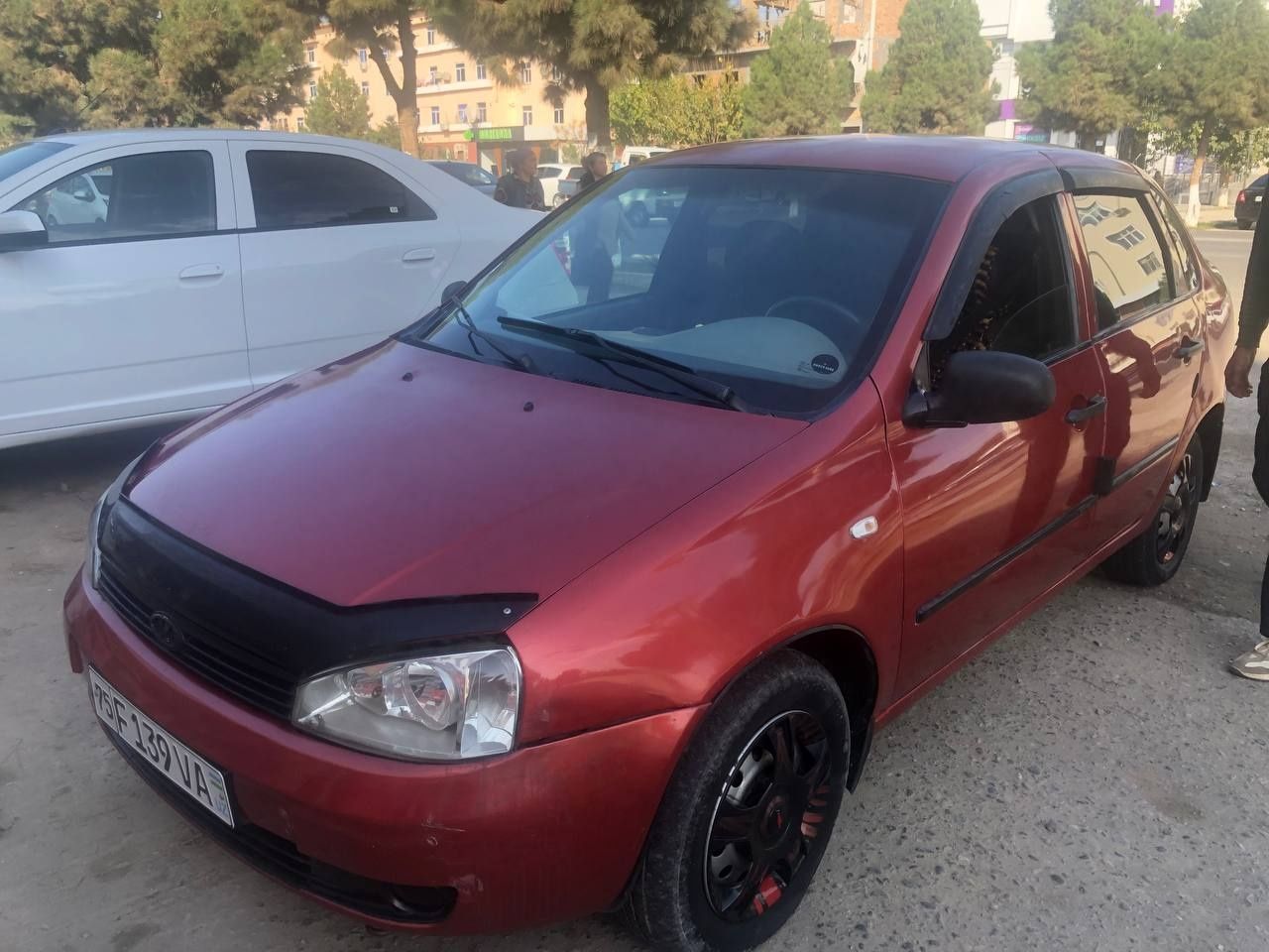 Lada Kalina 2007
balonlar ancha yaxshi
benzin
narxi 40mln naxtga
mayd