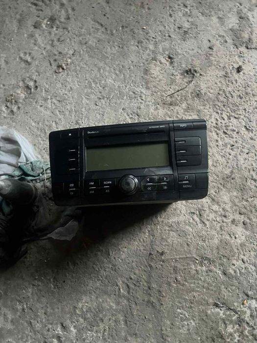 Vand diverse lucruri