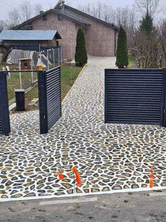 Transformă-ți Curtea cu Piatra Naturală de Munte – Calitate Premium