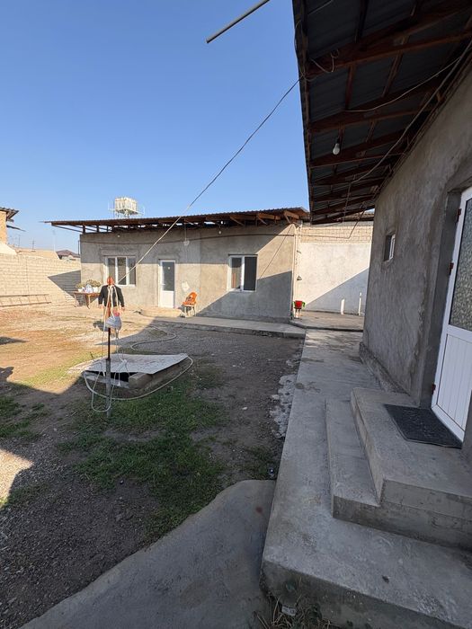 Срочно уй сотидади 6300 $ келишилади