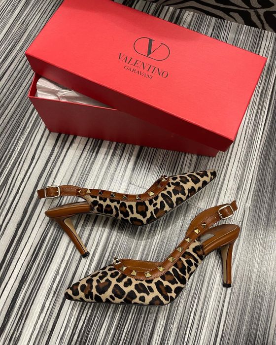 Pantofi-sandale Valentino colecția noua Piele naturală 100%POZE REALE.