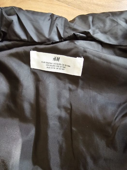 Чисто нови елеци H&M- 164 см