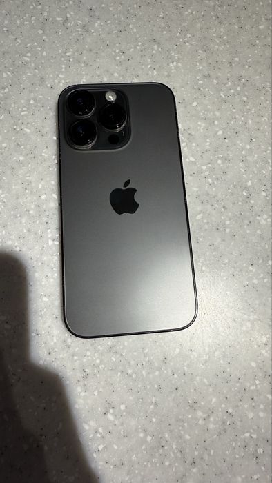 Продам Iphone 14 pro