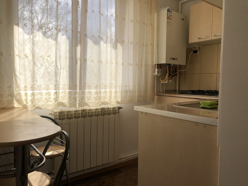 apartament 1camera decomandat ultracentral mp etaj 3/3