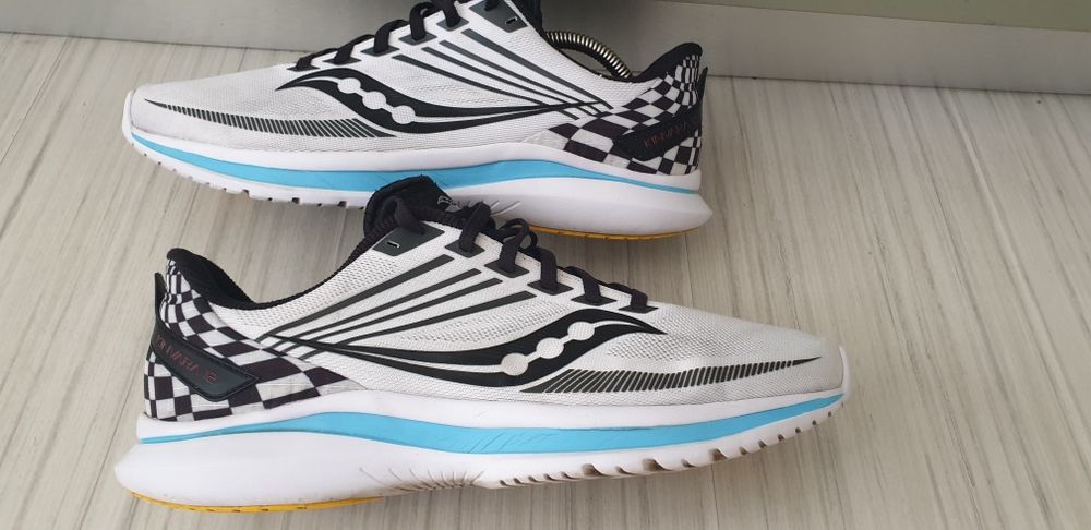 Saucony Kinvara 12 UK 8.5  / 43/27.5см ОРИГИНАЛ! Мъжки Маратонки!