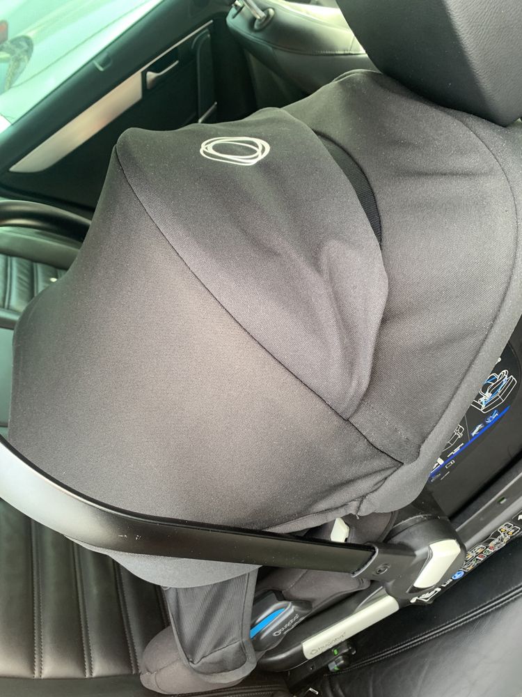 Vând scoica auto NUNA+isofix