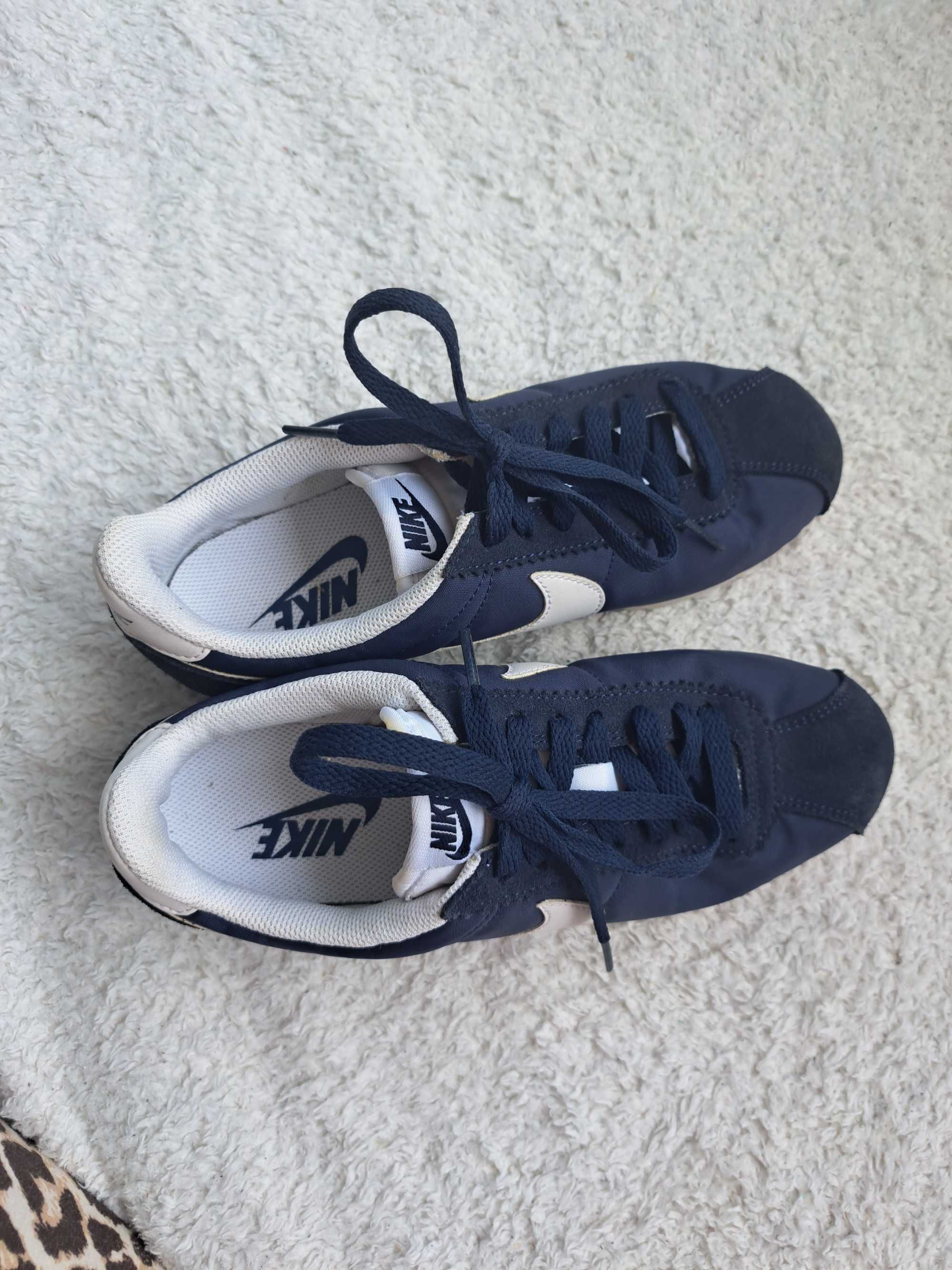 Маратонки Nike cortez