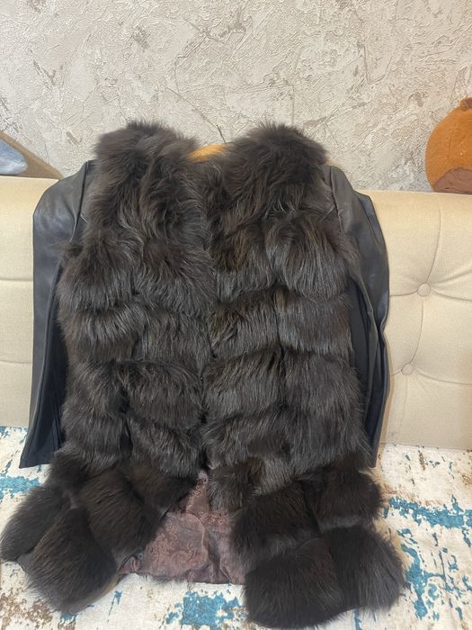 Желетка из натурального меха песца