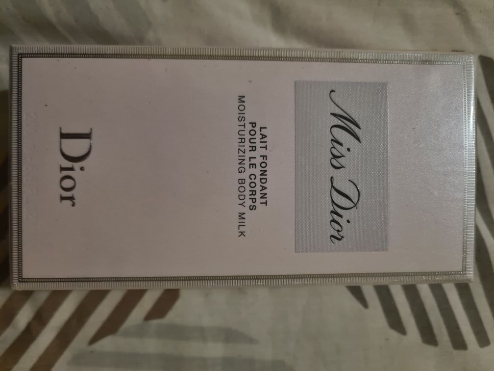 Cremă de corp dior originala