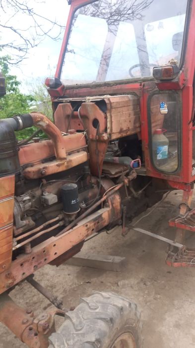 Disponibil dacia