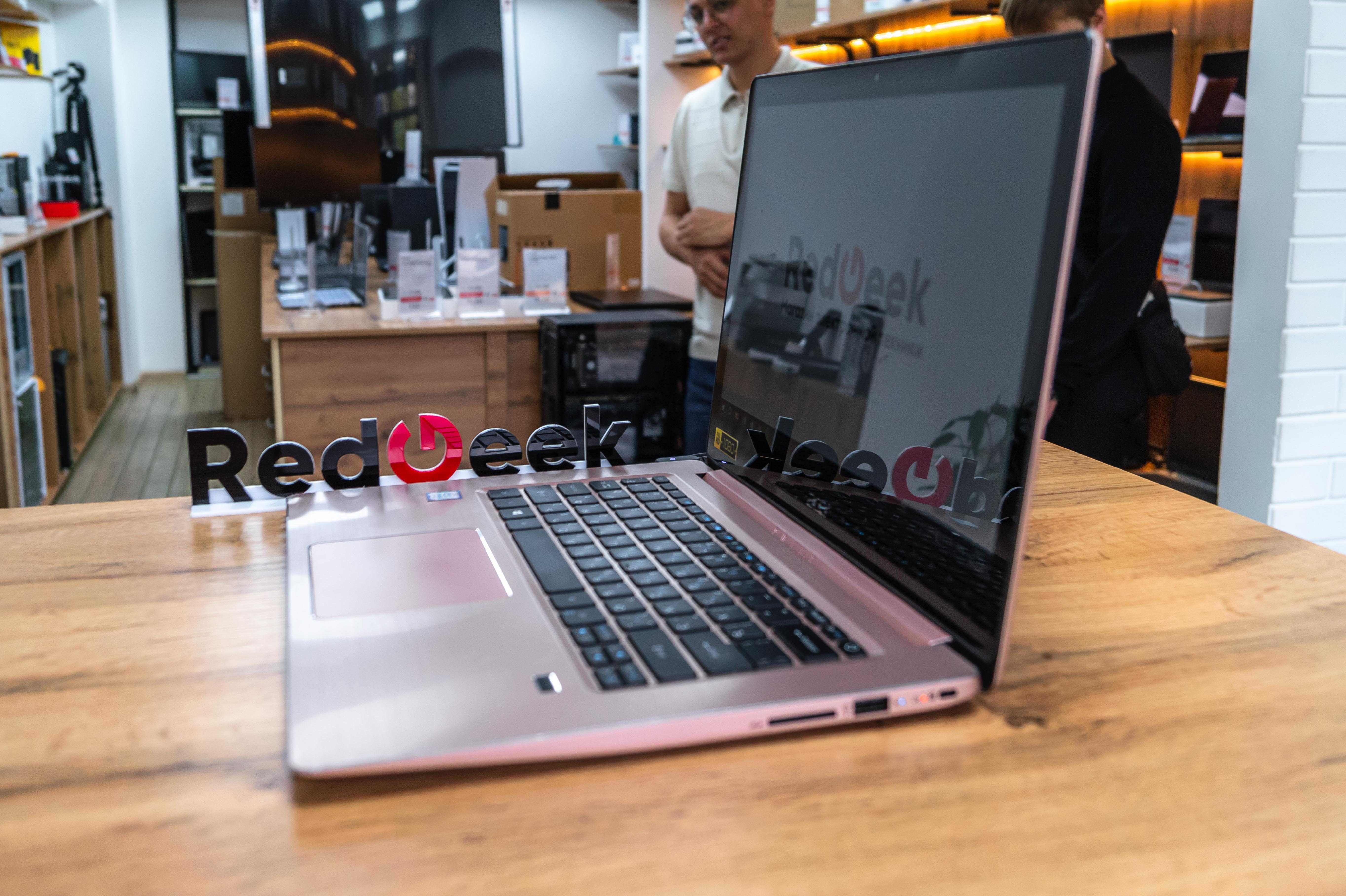 ACER SWIFT SF314 CORE i3-7100U GRAPHICS 620 SSD 128GB Магазин Red Geek