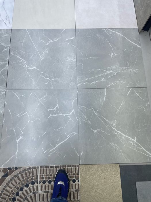 Местный кафель / mesniy keromagranit / kafel / uy