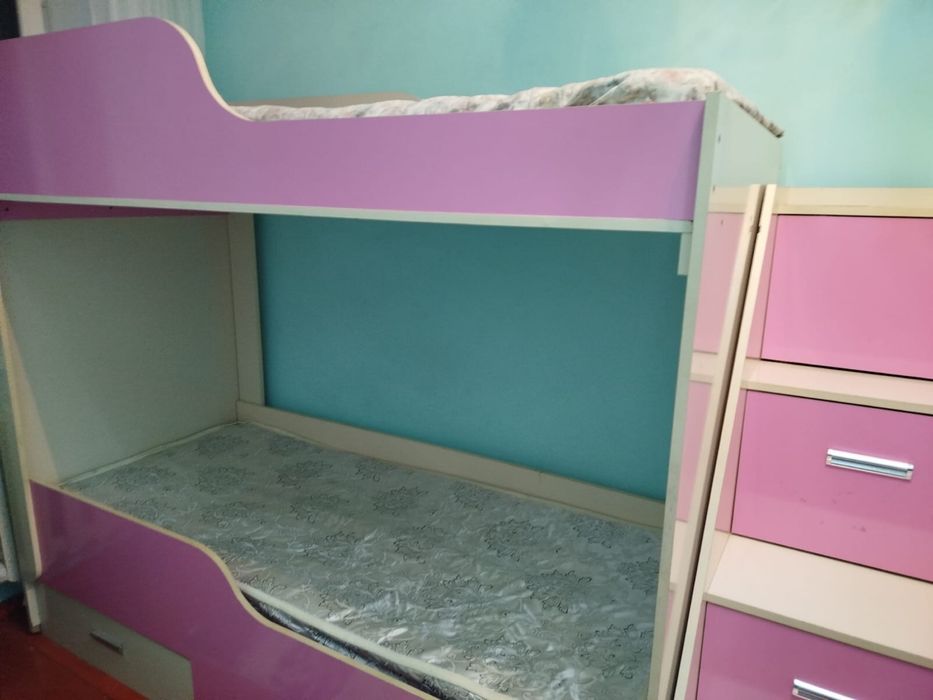 Детский двух спалка кровать