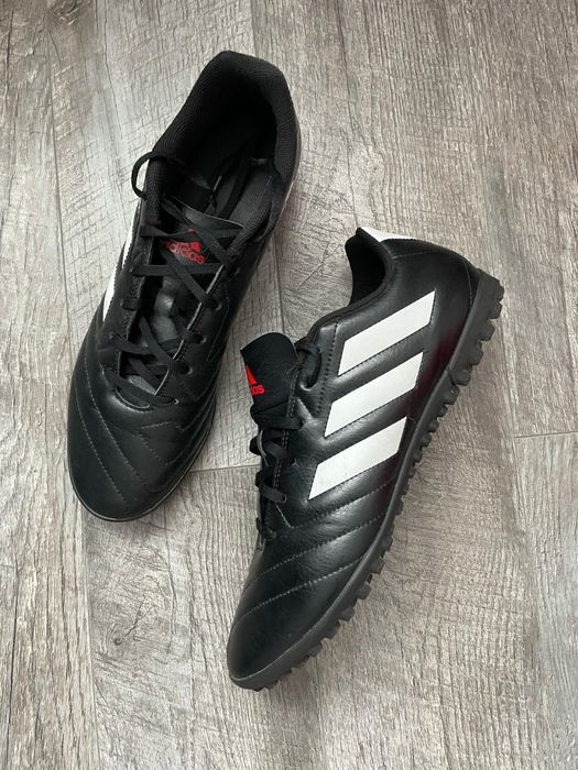 Ghete fotbal sintetic Adidas mărimea 47 1/3