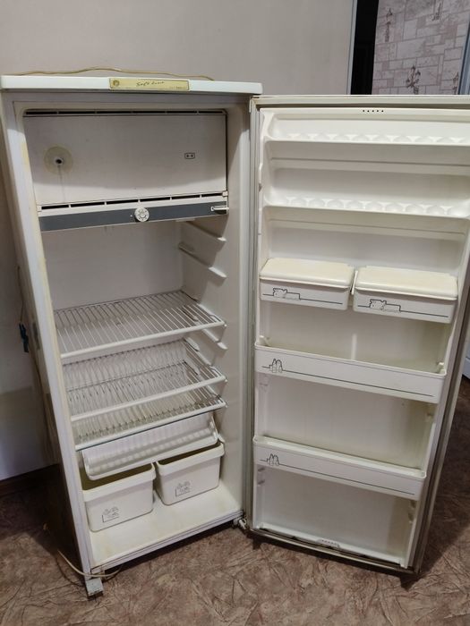 Холодильник Б / У