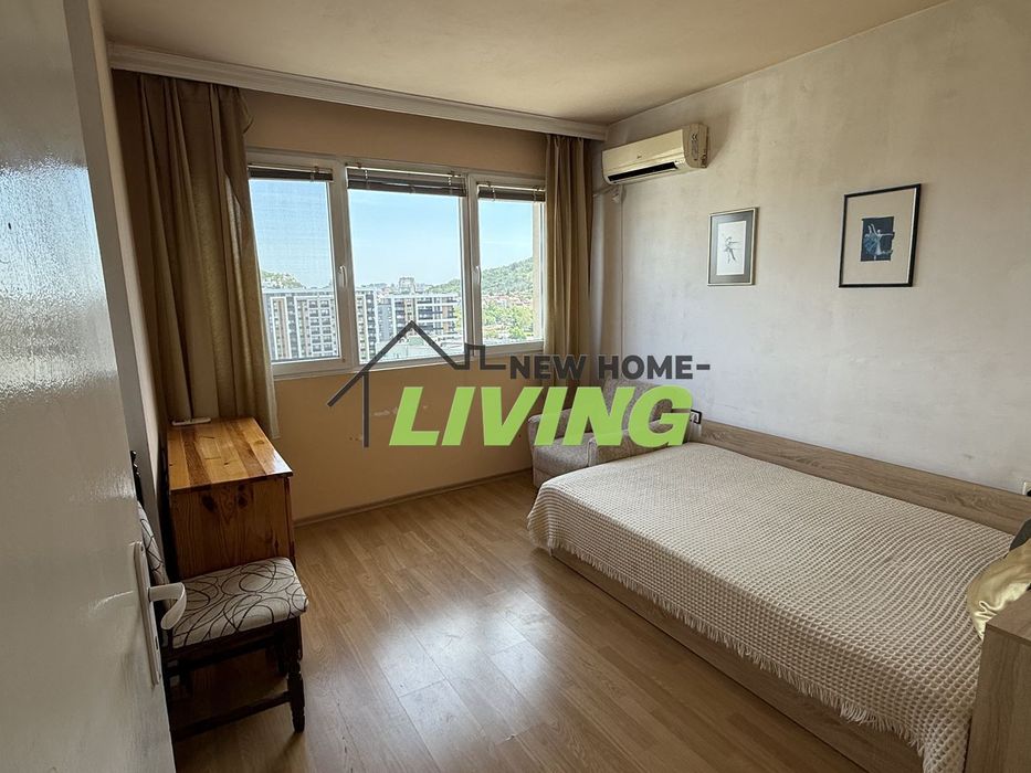 Продава се Тристаен апартамент в Пловдив, Христо Смирненски - 82 кв.м за 1659 €/кв.м - Снимка #3