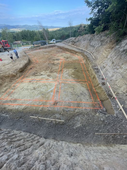 Constructii case  / Constructor / Case la cheie