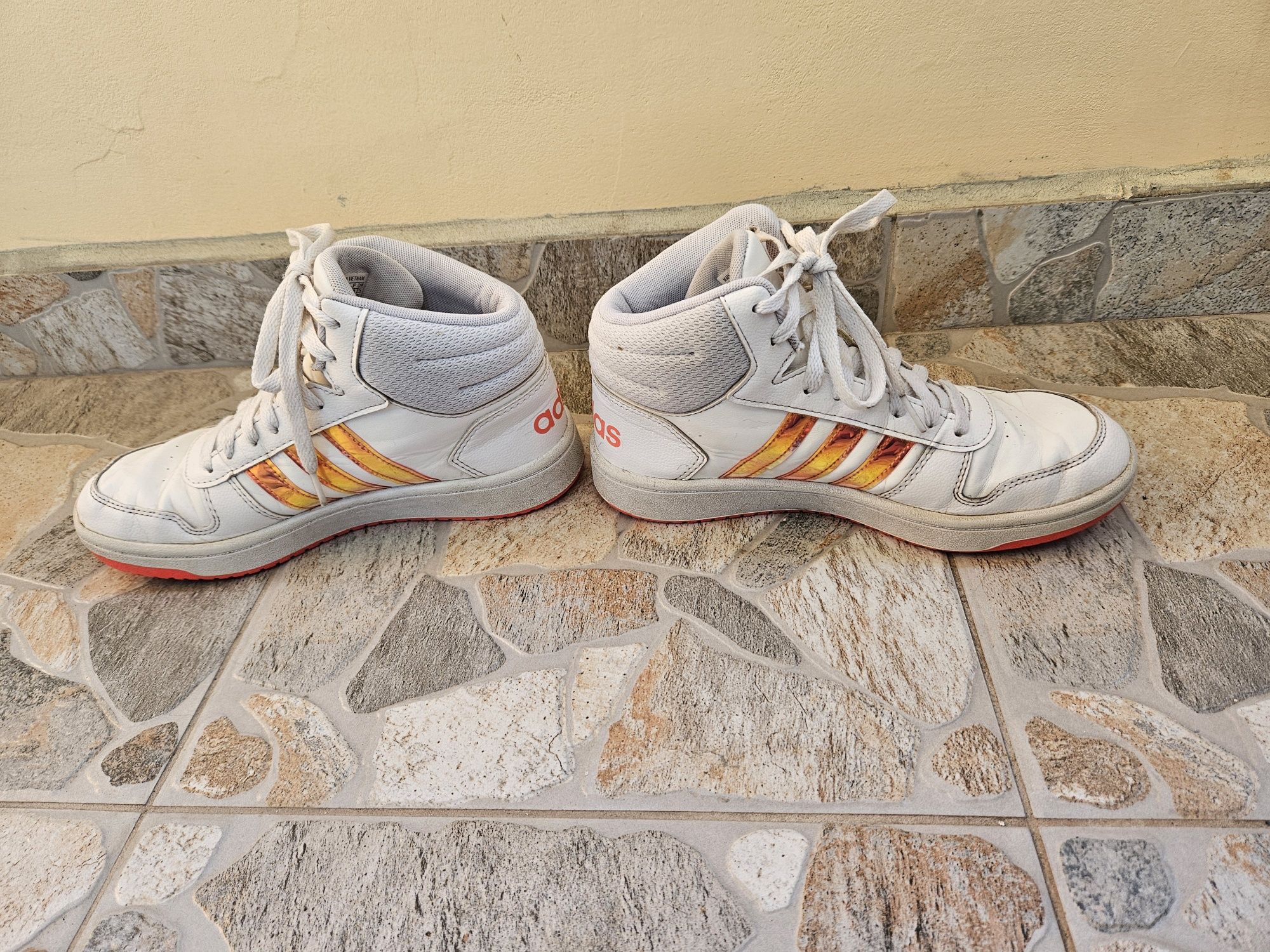 Високи кецове "Adidas"