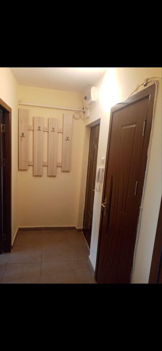 Inchiriez ap 2 camere 50 m