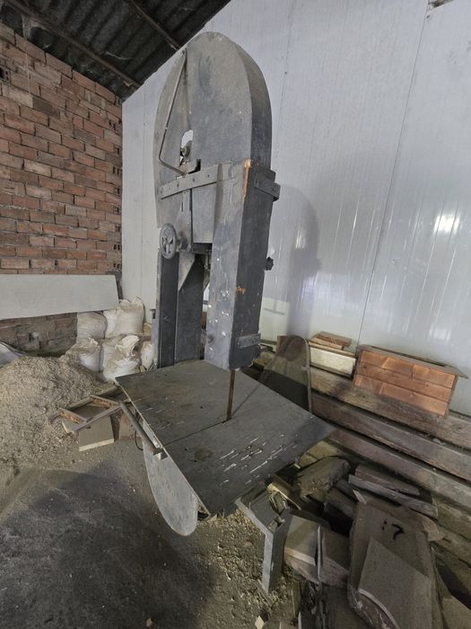 Продавам банцинг