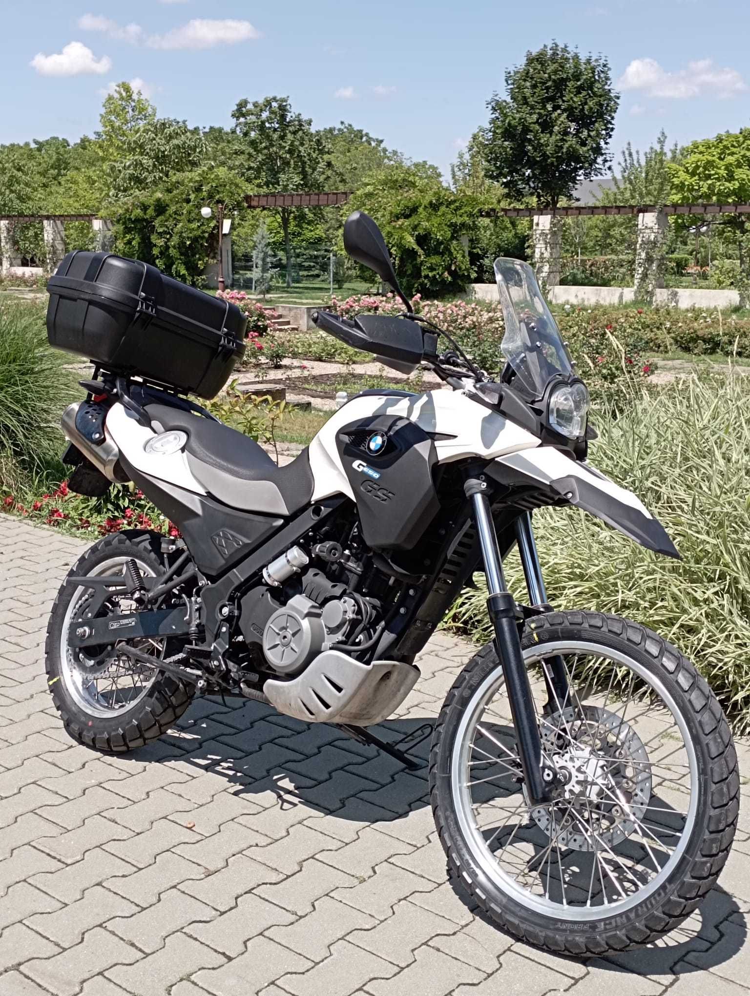 Motocicleta BMW GS 650 SERTAO